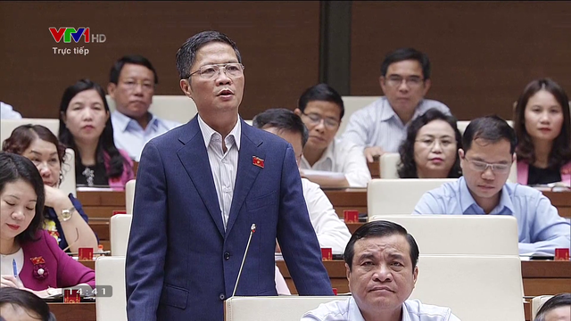 Bộ trưởng Công Thương Trần Tuấn Anh cho rằng không có vấn đề lớn đặt ra cho câu chuyện thị trường nội địa và nhập khẩu ô tô. (Ảnh: trích VTV) Bộ trưởng Công Thương Trần Tuấn Anh cho rằng không có vấn đề lớn đặt ra cho câu chuyện thị trường nội địa và nhập khẩu ô tô. (Ảnh: trích VTV)