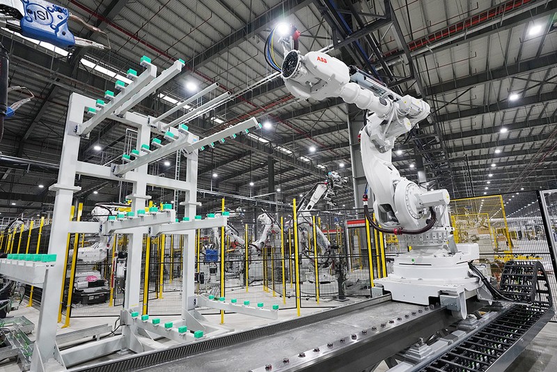 1200 Robot với đủ mọi hình dáng và kết cấu khác nhau đặc biệt hấp dẫn với bất cứ ai có dịp tới tham quan. 1200 Robot với đủ mọi hình dáng và kết cấu khác nhau đặc biệt hấp dẫn với bất cứ ai có dịp tới tham quan.