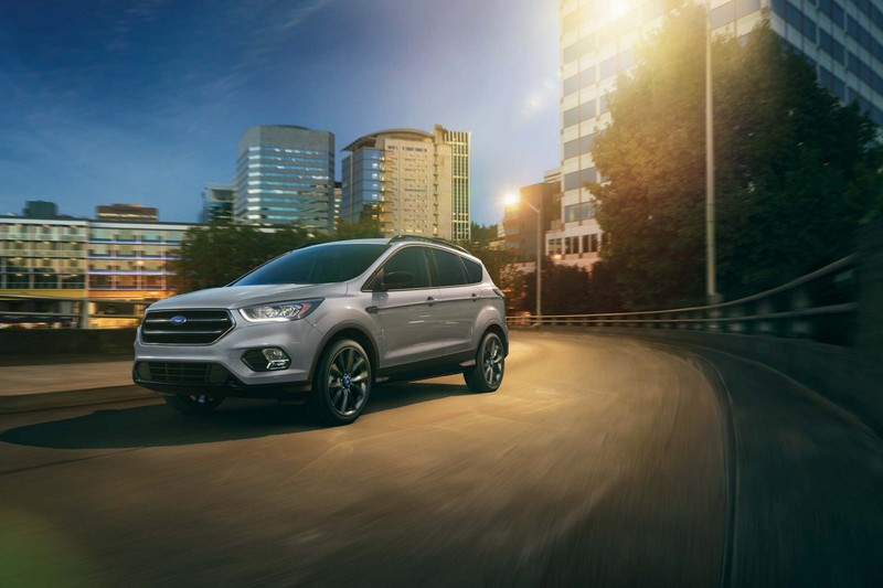 Nhiều người hi vọng Ford Việt Nam sẽ đem Escape trở lại thị trường sau khi bị khai tử từ năm 2014. Nhiều người hi vọng Ford Việt Nam sẽ đem Escape trở lại thị trường sau khi bị khai tử từ năm 2014.