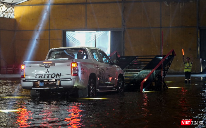 Khung xe RISE của Triton 2019 không những vừa hạn chế tác động lên người bên trong xe khi có va chạm, mà còn đem đến sự vững chắc và ổn định.