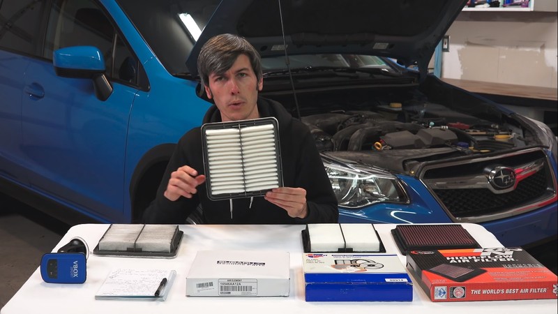 Bốn bộ lọc gió cũ, mới và của hãng thứ 3 đã được mang ra để thử nghiệm về khả năng giúp tăng sức mạnh động cơ. Bốn bộ lọc gió cũ, mới và của hãng thứ 3 đã được mang ra để thử nghiệm về khả năng giúp tăng sức mạnh động cơ.