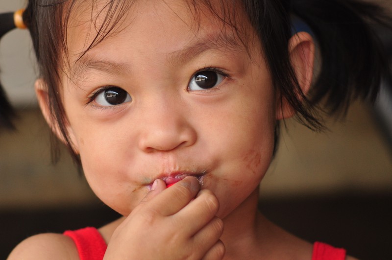 Đôi mắt ngây thơ. Ảnh: NSNA Vũ Huyến