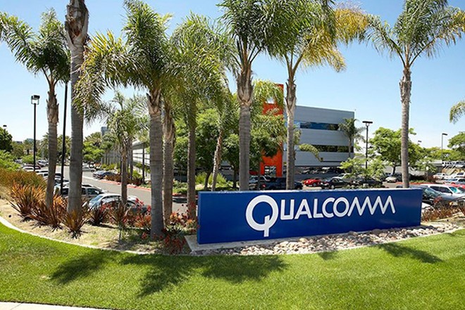 Nhiều nhà sản xuất đang nín thở dõi theo cuộc chiến pháp lý giữa FTC với Qualcomm. Ảnh: AFP.