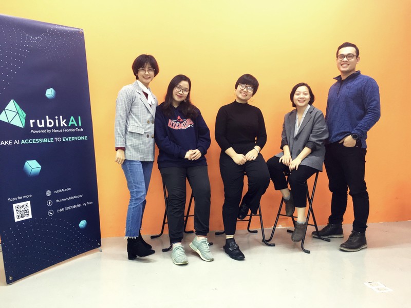 Các thành viên điều hành của Rubik AI tại Hà Nội (ảnh do Rubik AI cung cấp) Các thành viên điều hành của Rubik AI tại Hà Nội (ảnh do Rubik AI cung cấp)