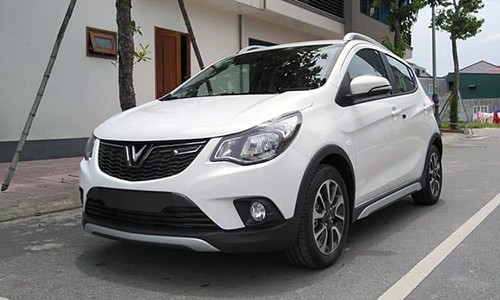 Fadil thực tế là mẫu xe "vừa lạ vừa quen". Lạ bởi lần đầu tiên Fadil xuất hiện và được sản xuất bởi hãng xe Việt. Quen vì Fadil phát triển từ Opel Karls, vốn chung nền tảng với Chevrolet Spark. Fadil thực tế là mẫu xe vừa lạ vừa quen. Lạ bởi lần đầu tiên Fadil xuất hiện và được sản xuất bởi hãng xe Việt. Quen vì Fadil phát triển từ Opel Karls, vốn chung nền tảng với Chevrolet Spark.