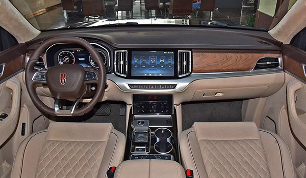 Nội thất trên mẫu SUV Hongqi HS7