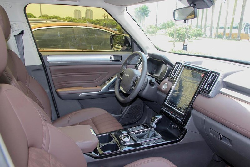 Nội thất đẹp nhưng vật liệu chế tạo "bình dân". Ảnh: Đình Phong