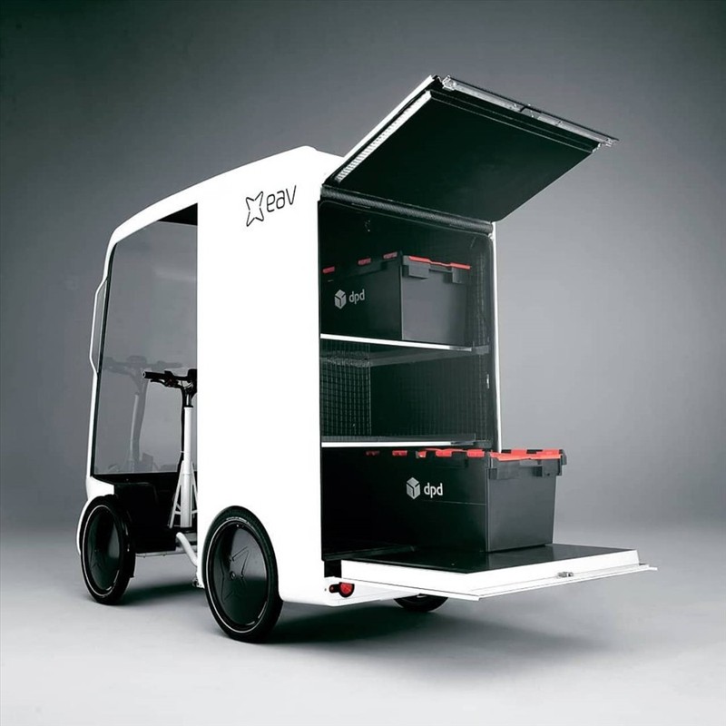 Thùng hàng phía sau giúp người dùng có thể chở đồ với số lượng lớn. Ảnh: Carcoops