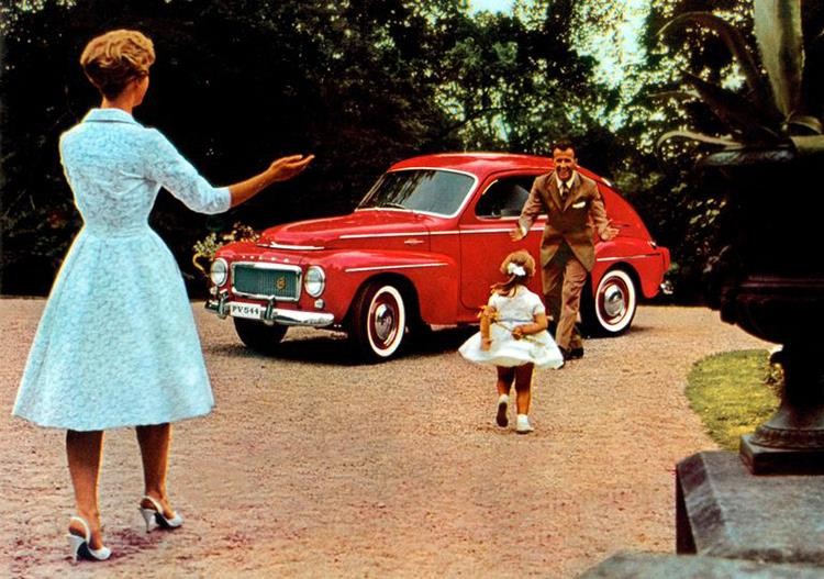 Volvo PV544, mẫu xe đầu tiên trang bị đai an toàn 3 điểm. Ảnh: Volvo