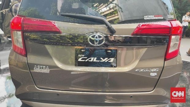 Mẫu xe này được sản xuất bởi Daihatsu Mẫu xe này được sản xuất bởi Daihatsu