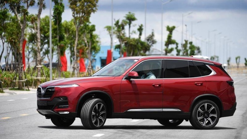 Các bài thử độc đáo do PitCrew thiết kế sẽ giúp khách hàng cảm nhận một cách rõ nét các ưu điểm nổi trội của VinFast Lux SA2.0 và Lux A2.0 Các bài thử độc đáo do PitCrew thiết kế sẽ giúp khách hàng cảm nhận một cách rõ nét các ưu điểm nổi trội của VinFast Lux SA2.0 và Lux A2.0