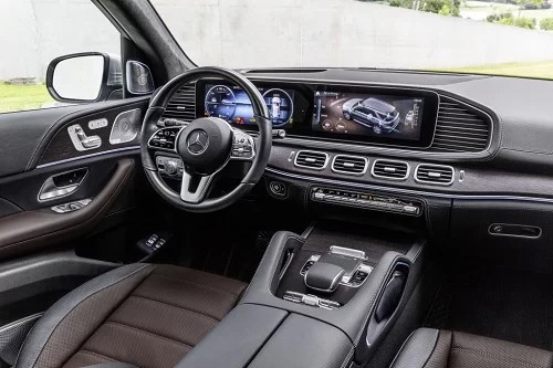 Giao diện MBUX (Mercedes-Benz User Experience) cho thị trường Việt Nam được trình làng tại VMS 2019.