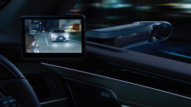 Gương chiếu hậu "camera" giúp tài xế dễ quan sát hơn trong mọi điều kiện. Ảnh: The Drive Gương chiếu hậu "camera" giúp tài xế dễ quan sát hơn trong mọi điều kiện. Ảnh: The Drive