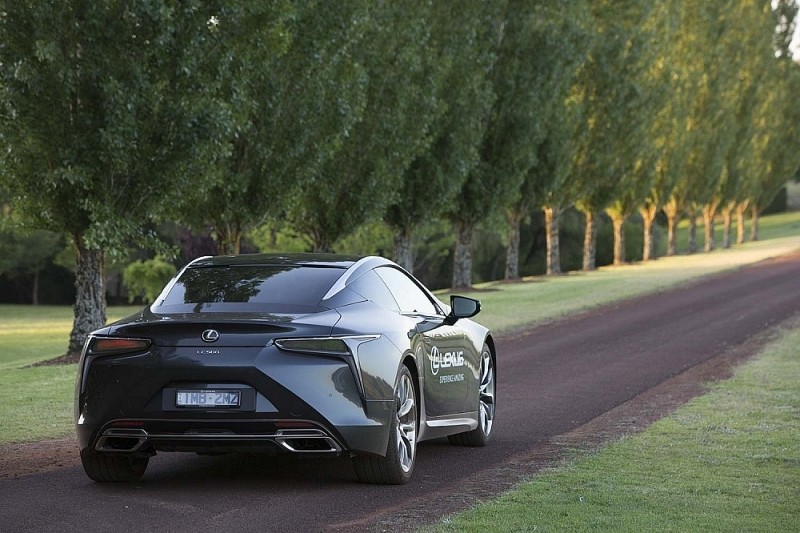 Tham dự Hành trình khám phá ẩm thực Lexus khách mời sẽ trải qua hàng loạt những trải nghiệm ẩm thực cao cấp dành riêng cho thực khách, những sản vật hảo hạng nhất cùng với sự đồng hành của các bậc thầy ẩm thực và nhà sản xuất rượu vang hàng đầu thế giới để khơi dậy mọi giác quan, đánh thức trí tưởng tượng và niềm đam mê cho thực khách tại thủ phủ của Magaret River, Tây Úc Tham dự Hành trình khám phá ẩm thực Lexus khách mời sẽ trải qua hàng loạt những trải nghiệm ẩm thực cao cấp dành riêng cho thực khách, những sản vật hảo hạng nhất cùng với sự đồng hành của các bậc thầy ẩm thực và nhà sản xuất rượu vang hàng đầu thế giới để khơi dậy mọi giác quan, đánh thức trí tưởng tượng và niềm đam mê cho thực khách tại thủ phủ của Magaret River, Tây Úc