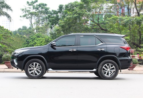 Fortuner tự lái có giá khoảng 17 triệu cho 10 ngày. Ảnh: Nguyên Khoa