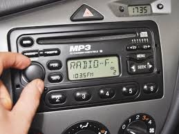 Núm điều chỉnh radio đứng đầu danh sách những bộ phận bẩn nhất trên ô tô Núm điều chỉnh radio đứng đầu danh sách những bộ phận bẩn nhất trên ô tô