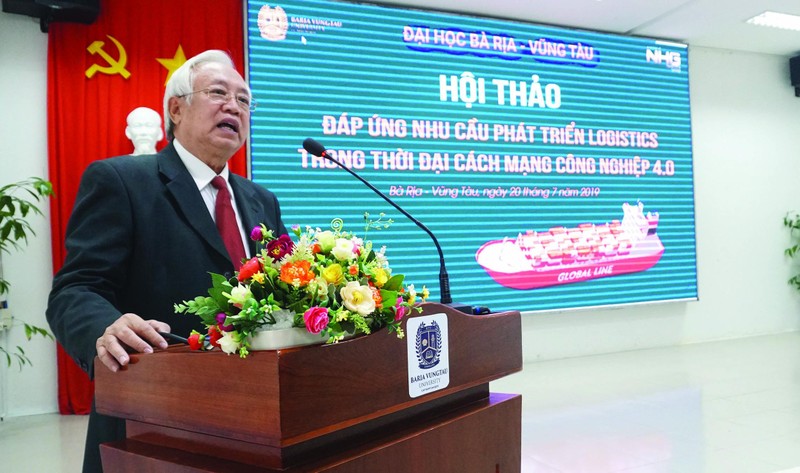 TS Mai Xuân Thiệu tại một hội thảo do Đại học Bà Rịa - Vũng Tàu tổ chức