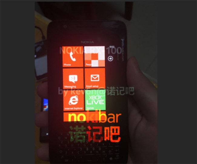Lộ diện điện thoại Nokia chạy Windows Phone với bàn phím cứng ảnh 2 Lộ diện điện thoại Nokia chạy Windows Phone với bàn phím cứng ảnh 2