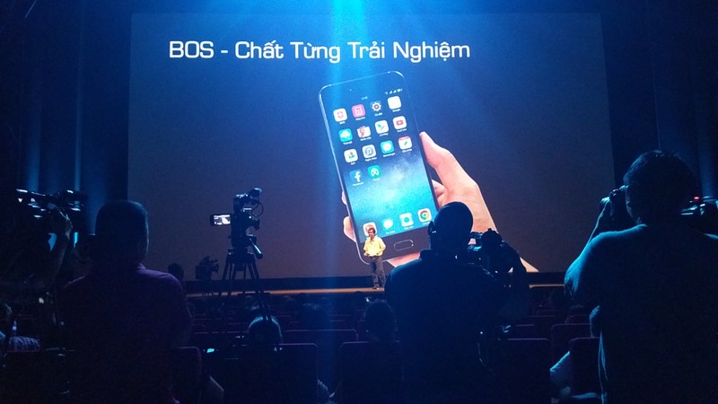 CEO Nguyễn Tử Quảng: Bphone 2017 giá 9.789.000 đồng, mở bán từ 19/8 tới ảnh 5