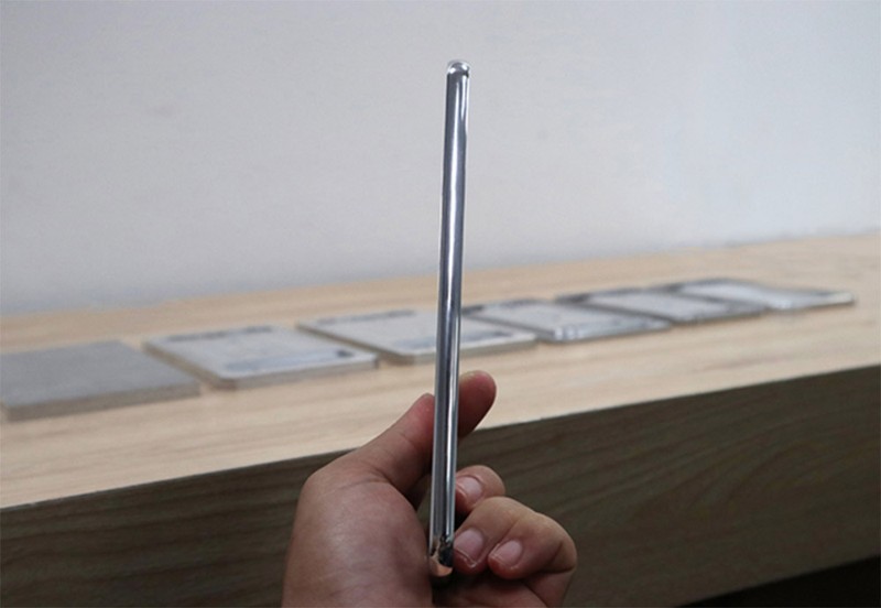 CEO Nguyễn Tử Quảng: Bphone 2017 giá 9.789.000 đồng, mở bán từ 19/8 tới ảnh 19