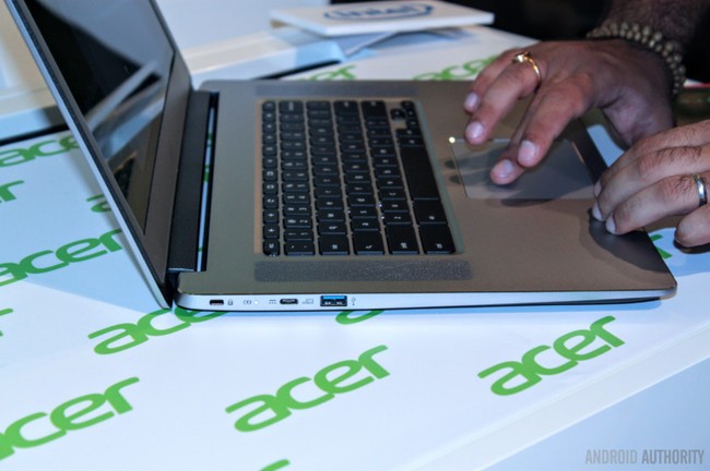 Trên tay Acer Chromebook 15: “pin trâu”, vỏ nhôm nguyên khối độc đáo ảnh 1 Trên tay Acer Chromebook 15: “pin trâu”, vỏ nhôm nguyên khối độc đáo ảnh 1