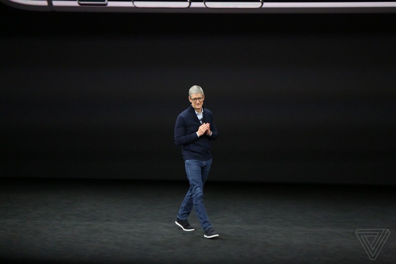 iPhone X giá từ 999 USD, lên kệ vào 3/11 ảnh 2