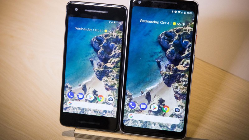 Bộ đôi Pixel 2 và Pixel 2 XL (ảnh: CNET)