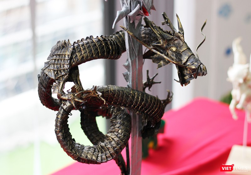 Chiêm ngưỡng các tác phẩm gấp giấy qua đôi bàn tay tài hoa của nghệ nhân Việt Nam ảnh 1