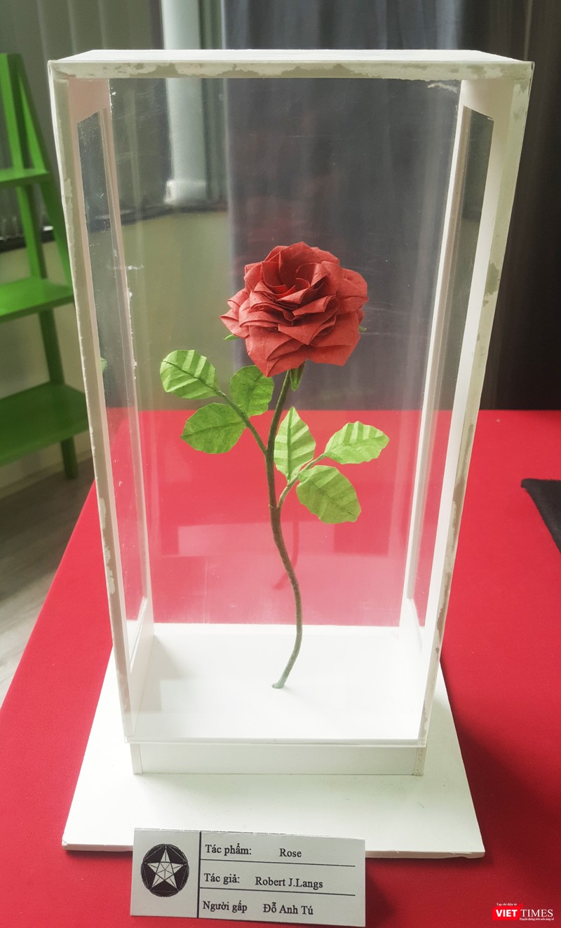 Chiêm ngưỡng các tác phẩm gấp giấy qua đôi bàn tay tài hoa của nghệ nhân Việt Nam ảnh 16