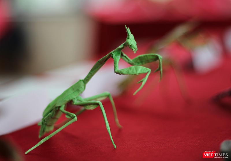 Chiêm ngưỡng các tác phẩm gấp giấy qua đôi bàn tay tài hoa của nghệ nhân Việt Nam ảnh 6