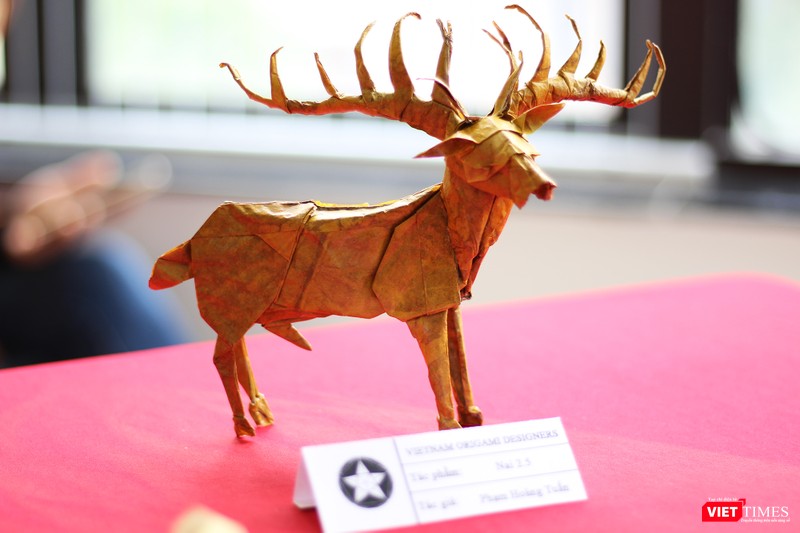 Chiêm ngưỡng các tác phẩm gấp giấy qua đôi bàn tay tài hoa của nghệ nhân Việt Nam ảnh 8