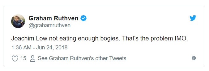 Joachim Low ăn chưa đủ gỉ mũi. Đó là một vấn đề Joachim Low ăn chưa đủ gỉ mũi. Đó là một vấn đề