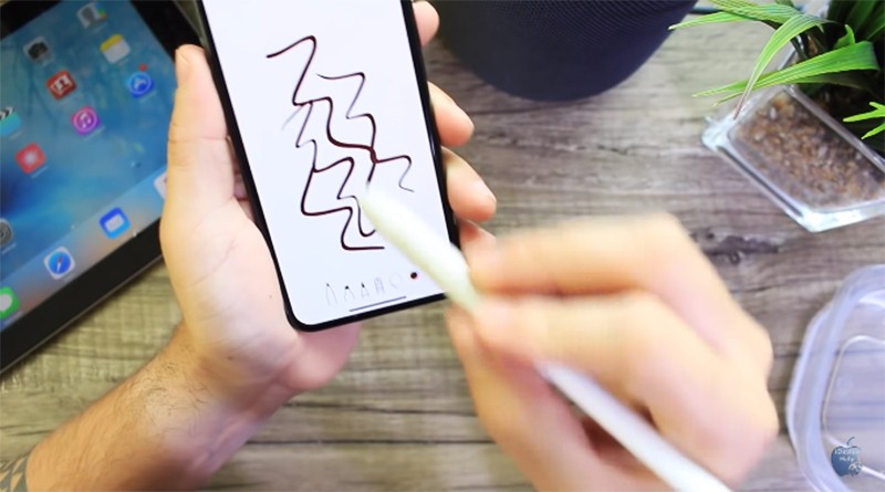 Sau khi tẩm ướt nhẹ cho phần vỏ của Apple Pencil, giờ đây bạn đã có thể dùng bút để điều khiển điện thoại, vẽ vời, đóng mở các ứng dụng Sau khi tẩm ướt nhẹ cho phần vỏ của Apple Pencil, giờ đây bạn đã có thể dùng bút để điều khiển điện thoại, vẽ vời, đóng mở các ứng dụng
