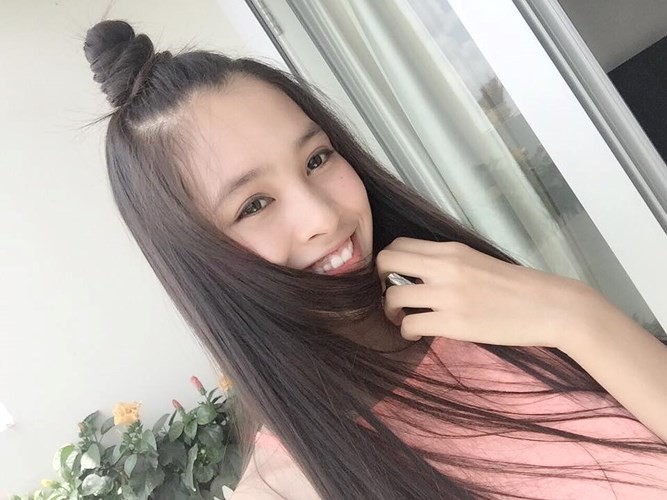 Xem lại Phần thi Ứng xử của 5 thí sinh Hoa hậu Việt Nam 2018: Hoa hậu Trần Tiểu Vy trả lời ấp úng! ảnh 1 Lộ bảng điểm tốt nghiệp dưới trung bình của tân Hoa hậu Trần Tiểu Vy?