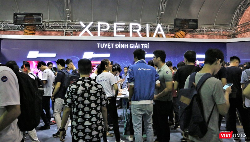 Gian hàng trải nghiệm các mẫu điện thoại Xperia