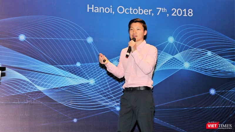 Ông Arthur He, nhà sáng lập IDA trình bày về tham vọng số hóa tài sản vật chất nhờ công nghệ Blockchain. IDA đang tìm kiếm các công ty công nghệ Việt Nam để hợp tác