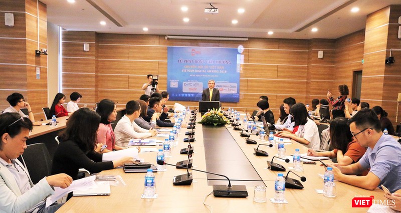 Vietnam Digital Awards nhận được sự quan tâm đặc biệt của đại diện các báo, đài Vietnam Digital Awards nhận được sự quan tâm đặc biệt của đại diện các báo, đài