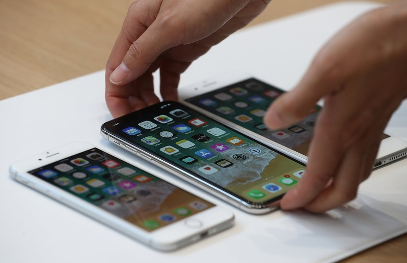 iPhone năm 2020 sẽ có kích thước mới (ảnh Getty Images)