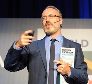 Báo chí phải “kinh doanh để mà sống”, chứ không phải “sống để kinh doanh“? ảnh 2