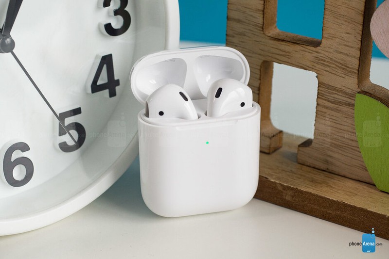 Tai nghe không dây AirPods của Apple (ảnh Phone Arena)