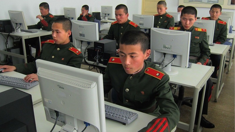 Các quân nhân Triều Tiên được đào tạo CNTT (ảnh: AP) Các quân nhân Triều Tiên được đào tạo CNTT (ảnh: AP)