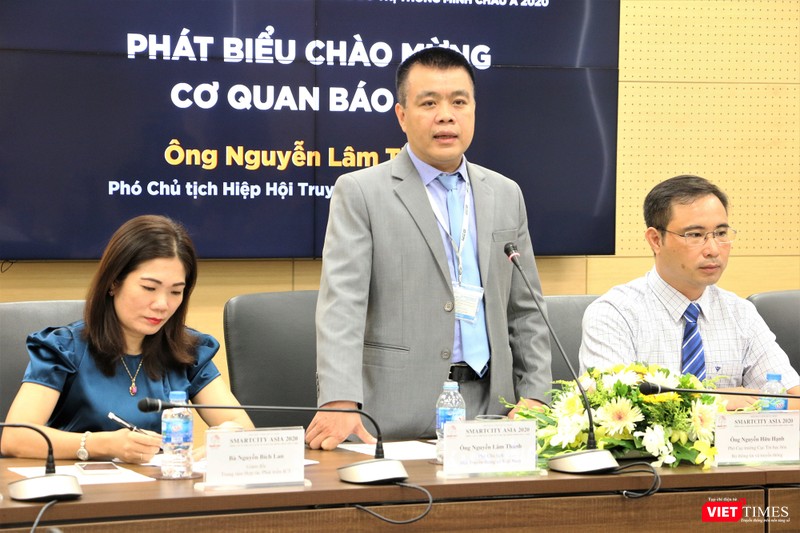 ông Nguyễn Lâm Thanh - Phó Chủ tịch Hội Truyền thông Số Việt Nam phát biểu tại buổi họp báo ông Nguyễn Lâm Thanh - Phó Chủ tịch Hội Truyền thông Số Việt Nam phát biểu tại buổi họp báo