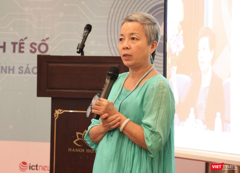 Bà Vân Anh nói rằng đã có trường hợp người tố cáo bạo hành bị lộ thông tin khiến họ bị trả thù (ảnh: Đăng Khoa)