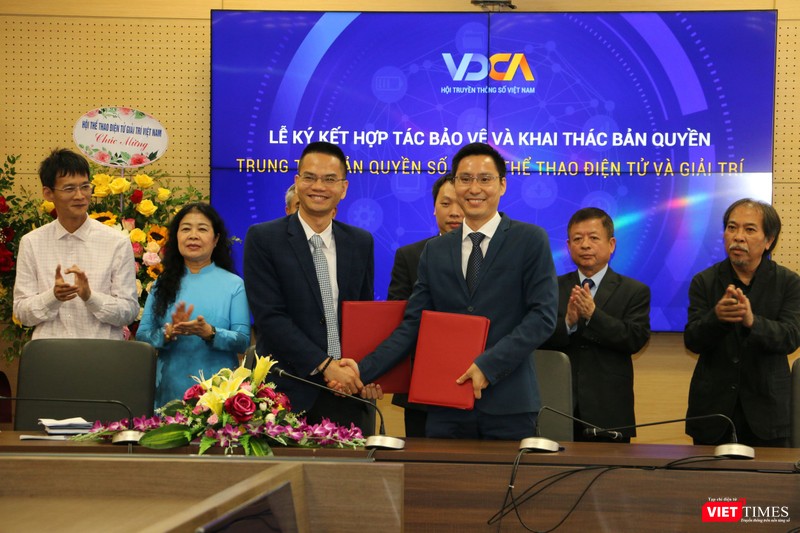 Ký hợp đồng với Hội Thể thao điện tử Giải trí Ký hợp đồng với Hội Thể thao điện tử Giải trí