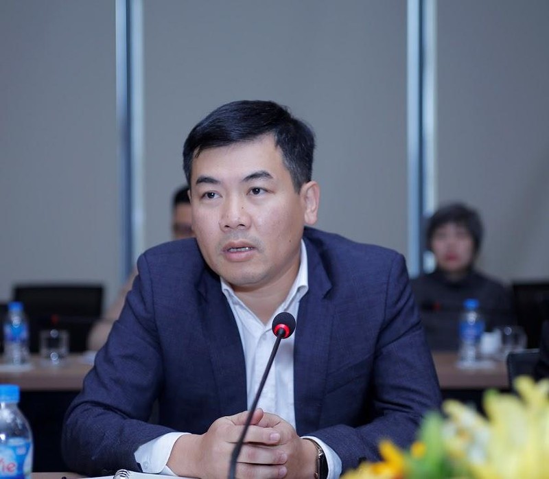 ông Lê Bá Tân, Phó Tổng giám đốc Công ty mạng lưới Viettel ông Lê Bá Tân, Phó Tổng giám đốc Công ty mạng lưới Viettel