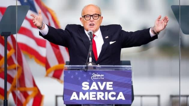 Luật sư riêng của Tổng thống Hoa Kỳ Donald Trump, Rudy Giuliani (ảnh: Reuters) Luật sư riêng của Tổng thống Hoa Kỳ Donald Trump, Rudy Giuliani (ảnh: Reuters)