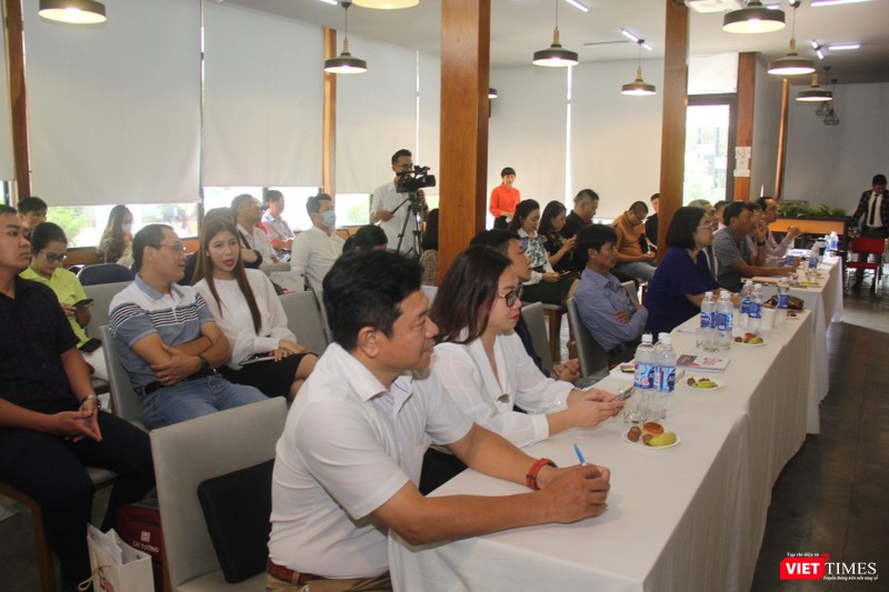 Toàn cảnh buổi họp báo