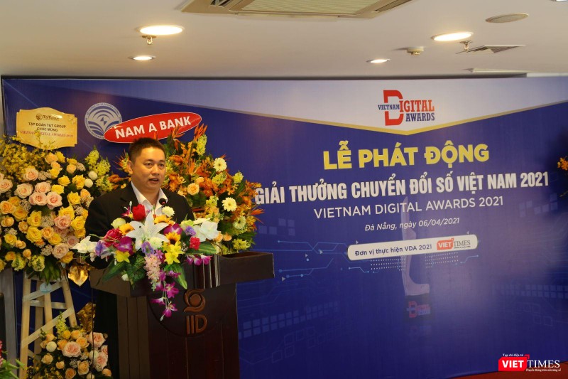 Ông Vũ Tuấn Anh - Phó Tổng Giám đốc Dr SME tại họp báo sáng 6/4