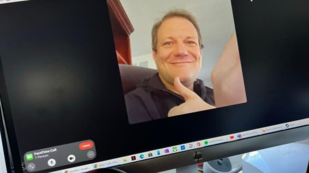 Cuộc gọi FaceTime trên máy tính Windows (Ảnh: CNBC)