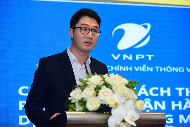 ông Trần Thành Kiên tham luận tại hội thảo World Mobile Broadband 2022 do IDG phối hợp Với Hiệp hội Vô tuyến Điện tử và Hội Truyền thông số Việt Nam tổ chức sáng 9/3 ông Trần Thành Kiên tham luận tại hội thảo World Mobile Broadband 2022 do IDG phối hợp Với Hiệp hội Vô tuyến Điện tử và Hội Truyền thông số Việt Nam tổ chức sáng 9/3